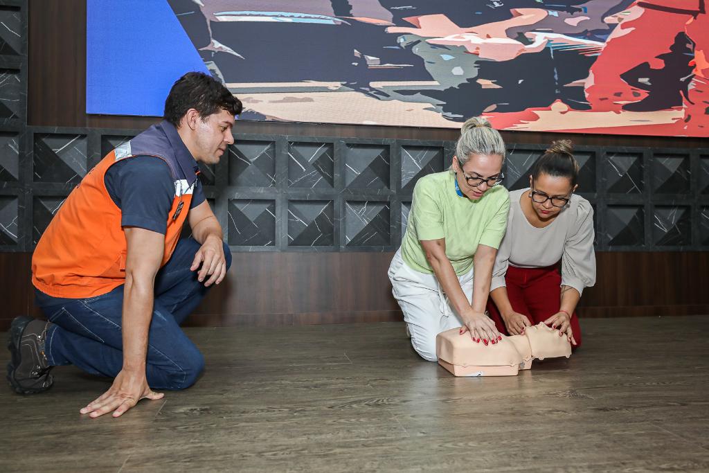 Servidores do Governo de MT participam de curso de primeiros socorros da Defesa Civil - Foto por: Michel Alvim/Secom-MT