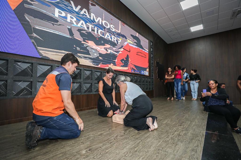 Servidores do Governo de MT participam de curso de primeiros socorros da Defesa Civil - Foto por: Michel Alvim/Secom-MT