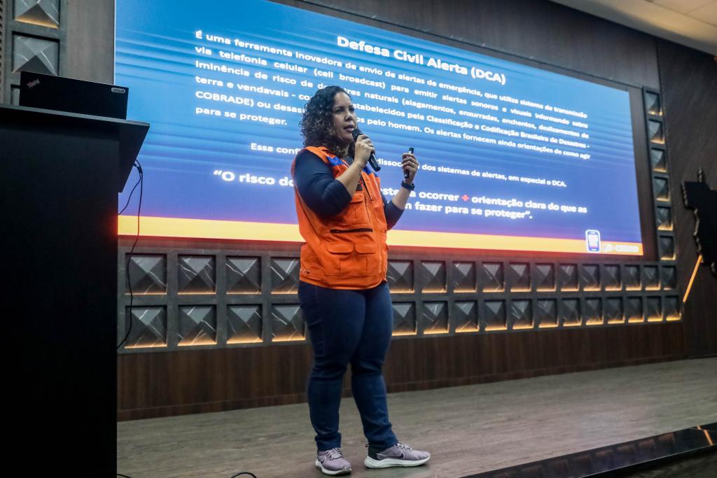 Agentes da Defesa Civil participam de capacitação para uso do sistema Defesa Civil Alerta - Foto por: Christiano Antonucci/Secom-MT