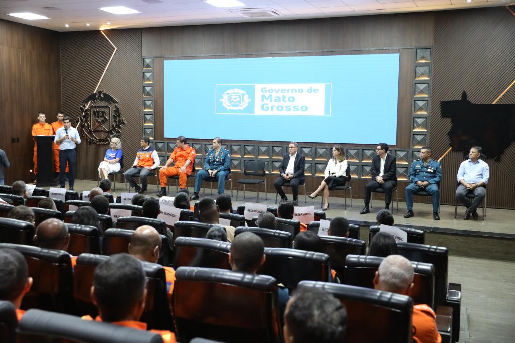 Transmissão de cargo de secretário adjunto de Proteção e Defesa Civil do Estado - Foto por: SD BM Prado