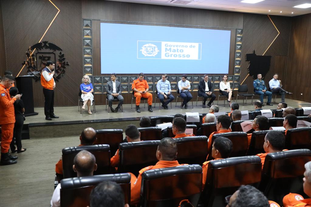 Transmissão de cargo de secretário adjunto de Proteção e Defesa Civil do Estado - Foto por: SD BM Prado