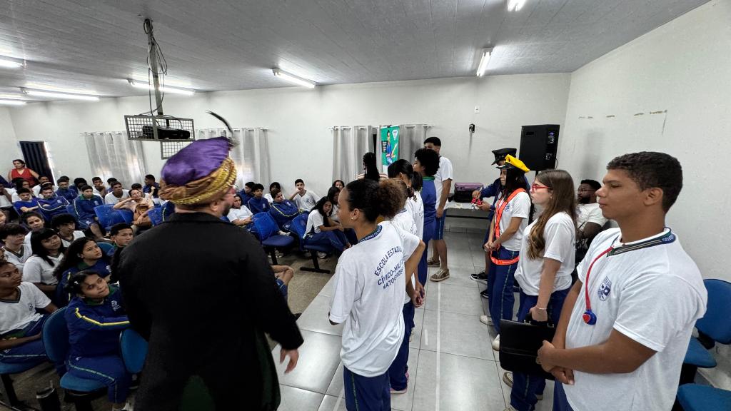 Teatro na Escola João Brienne, no bairro Lixeira, em Cuiabá - Foto por: Michell Miranda - CGE/MT