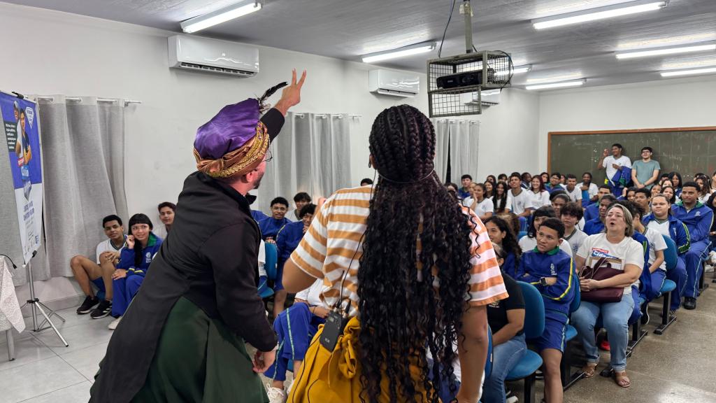 Teatro na Escola João Brienne, no bairro Lixeira, em Cuiabá - Foto por: Michell Miranda - CGE/MT