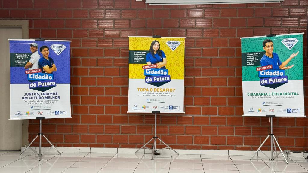 Teatro na Escola Gustavo Kullmann em Cuiabá - Foto por: Júlio Badaró | CGE-MT