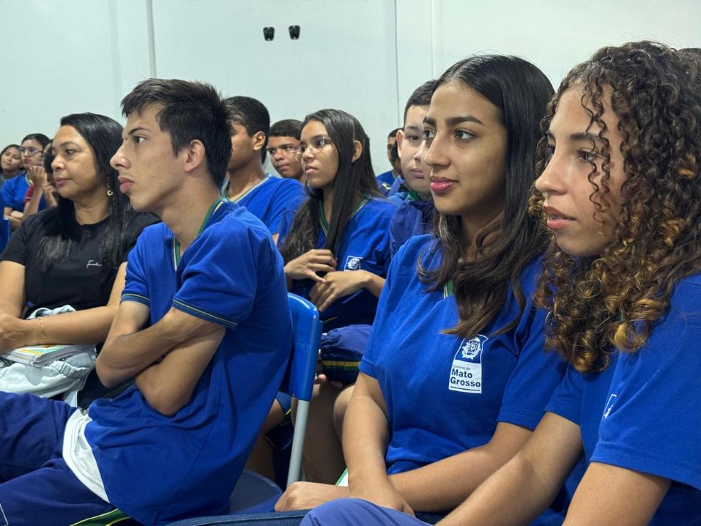Teatro na Escola Pio Machado em Acorizal - Foto por: Luciana Silva | CGE-MT