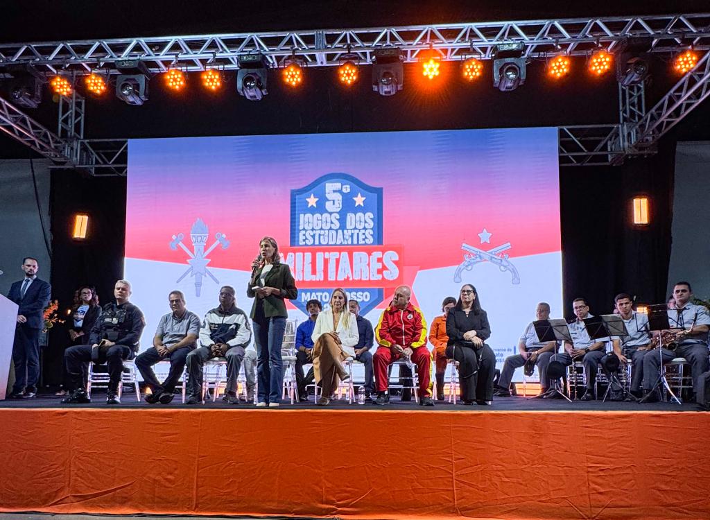 Cerimônia de abertura dos Jogos dos Estudantes Militares reúne mais de 900 alunos em Sinop - 